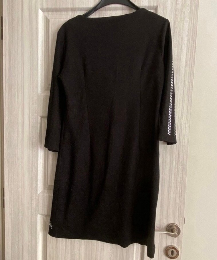 Nakışlı Siyah Uzun Kollu Triko Elbise sayılı giyildi - Görsel 2