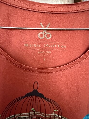 s Beden kırmızı Renk Kaft t shirt
