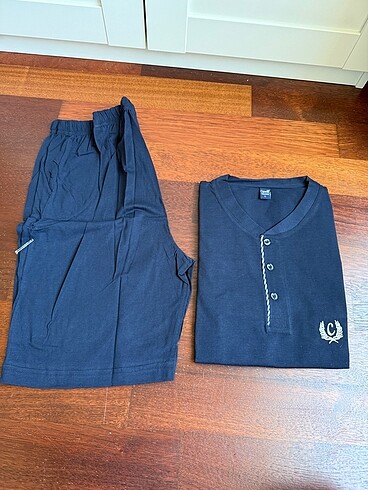 Kısa kollu şortlu erkek pijama takımı - Görsel 3