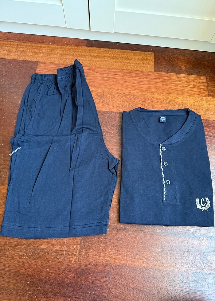 Kısa kollu şortlu erkek pijama takımı - Görsel 3