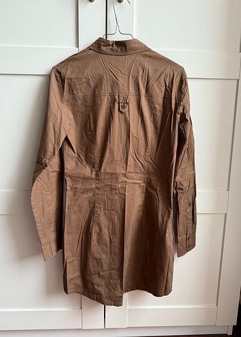 Düğmeli Kahverengi Midi Gömlek Elbise - Görsel 2