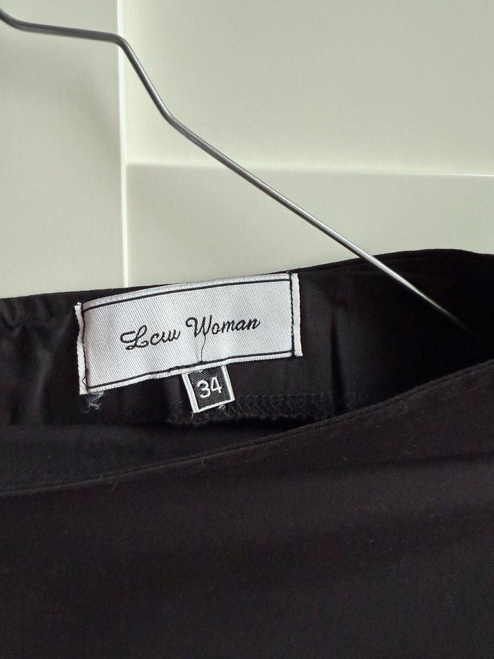 Siyah Midi Pilili Kadın Etek - Görsel 3