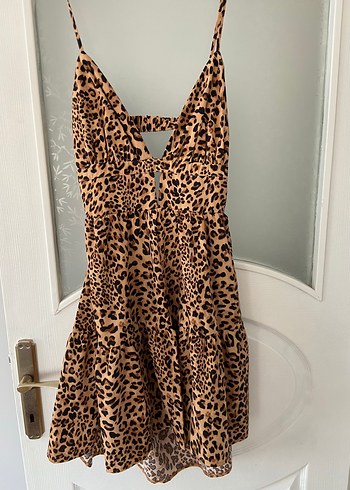 Leopar Desenli Tatil Stil Askılı Midi Elbise