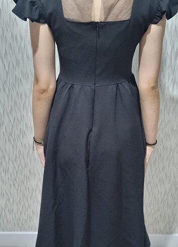 kare yaka detaylı midi elbise - Görsel 3