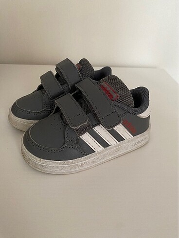 Adidas bebek ayakkabısı