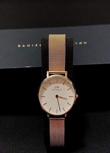 Daniel Wellington Petite Melrose 28mm