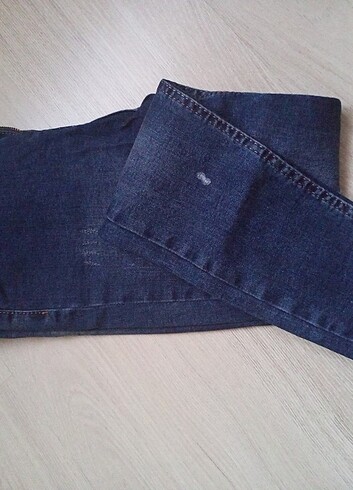 40 Beden mavi Renk Yırtmaçlı Kot Pantalon