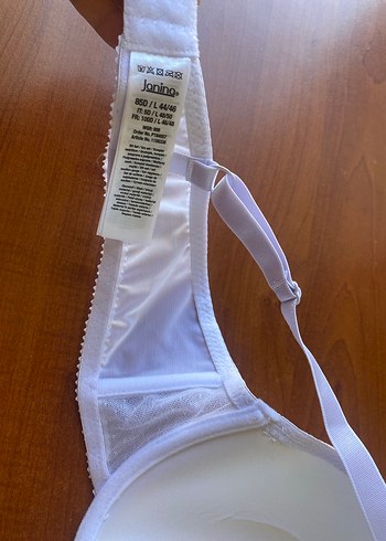 Yurtdışından Beyaz Dantelli Midi Sütyen 85D - Görsel 5