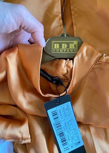 Bej Parlak Midi Drapeli Kadın Elbise - Görsel 8