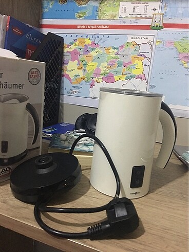 Tasarımcı süt köpürtme makinası
