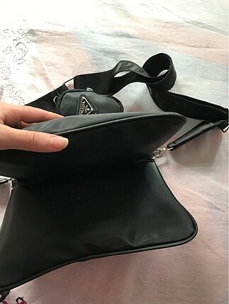 Beden Prada küçük cüzdanlı askılı çanta