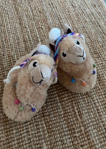 Twigy Llama Detayli Pelus Terlik