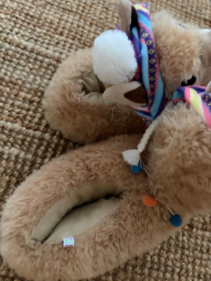 Twigy Llama Detaylı Peluş Terlik — görsel 4/5