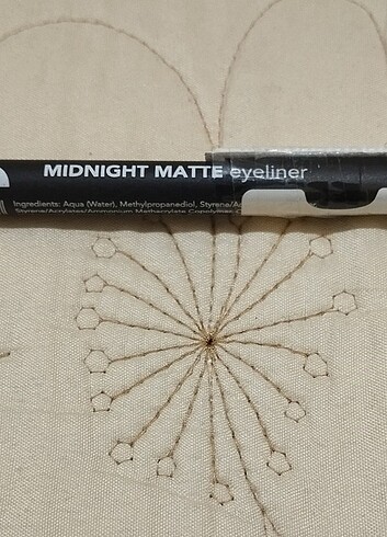Flormar Midnight Matte Eyeliner