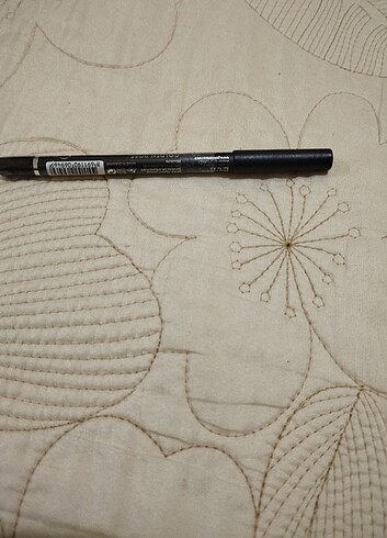 Beden Golden Rose Waterproof Eyeliner