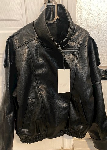 Kadın Siyah Deri Biker Ceket Bel Detaylı - Görsel 3