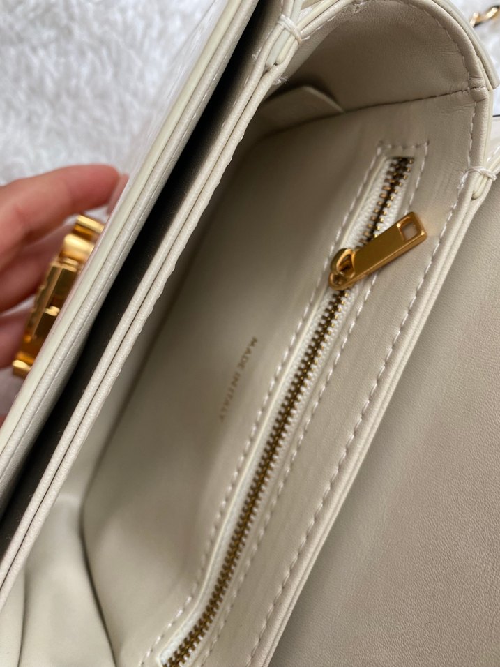 Celine Parlak Siyah Deri Kadın Çanta - Görsel 5