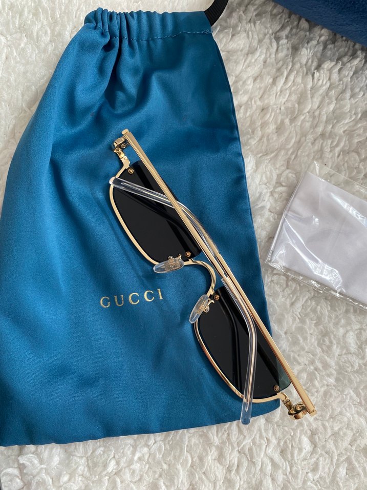 Altın Renk Minimalist Kadın Güneş Gözlüğü - Görsel 4