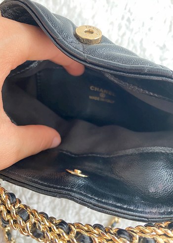 Beden Zincir Detaylı Siyah Deri Kadın Çanta