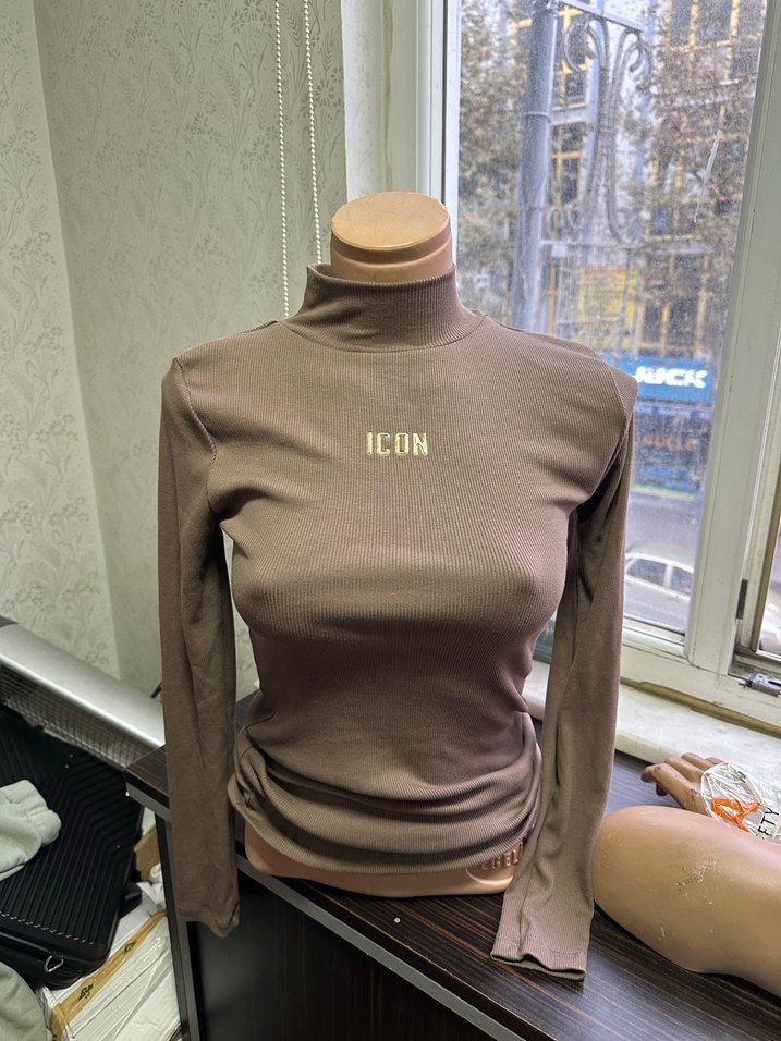 Kahverengi Yarım Balıkçı Yaka Kadın Kazak - Görsel 3