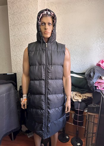 Siyah Kapüşonlu Kadın Şişme Yelek - Görsel 6