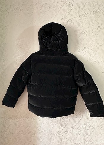 Siyah Kapüşonlu Kadın Kısa Mont - Görsel 4