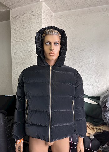 Siyah Kapüşonlu Kadın Kısa Mont - Görsel 5