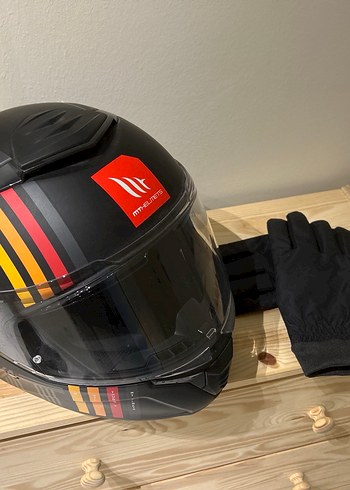MT Thunder 4 Sv Mil C2 Şeffaf Vizörlü Mat Siyah

Motosiklet Kask - Görsel 3