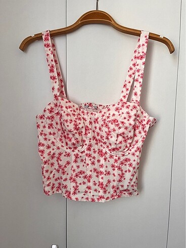 BERSHKA CROP