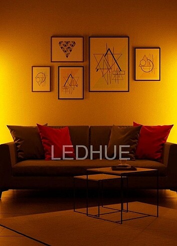  Beden RGB ÇOK RENKLİ LED LAMBADER KUMANDALI
