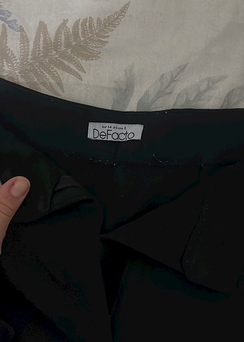 Düğmeli Siyah Kadın Kumaş Pantolon - Görsel 2