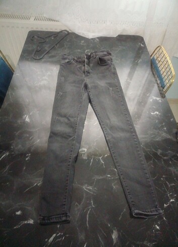 Richwoman jean