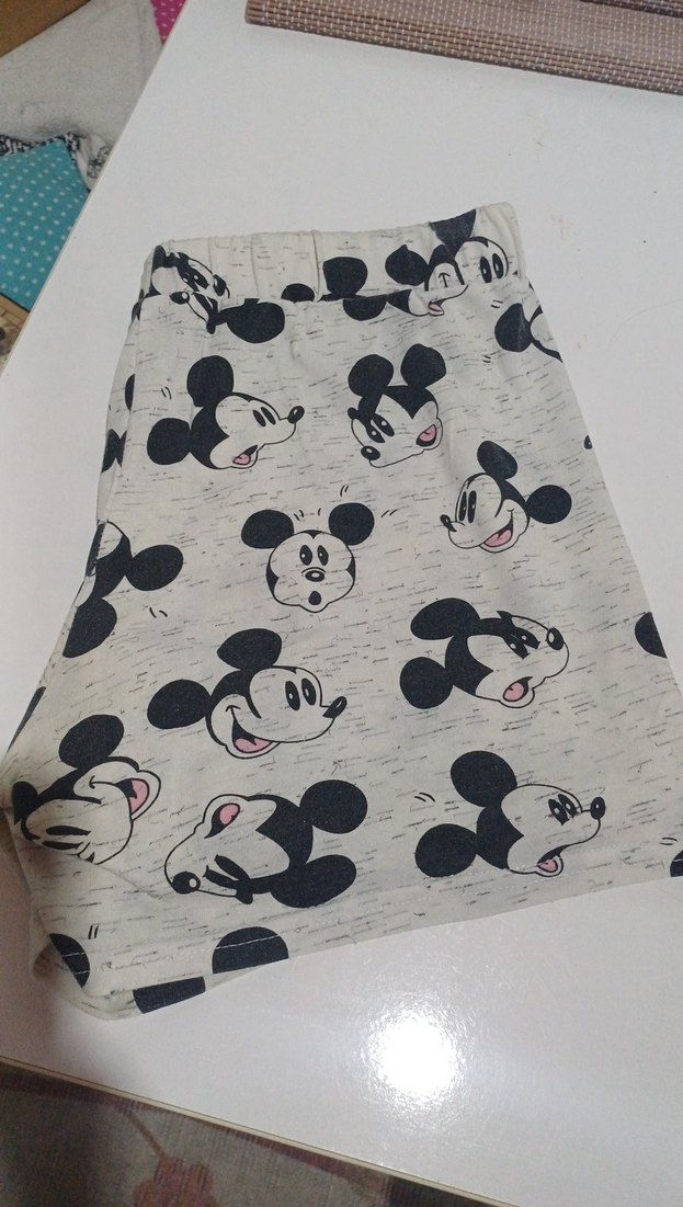 Desenli Düğmeli Kadın Kolsuz Tişört - Görsel 2