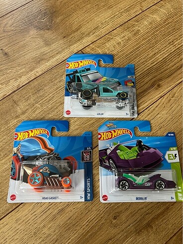 Hotwheels 3 adet karışık araba