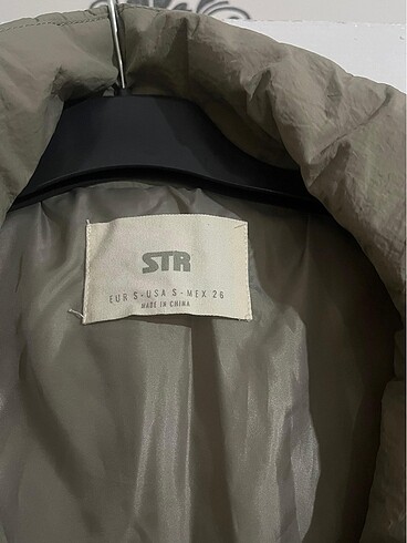 s Beden Stradivarius