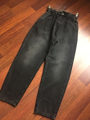 Zara Mom Jeans