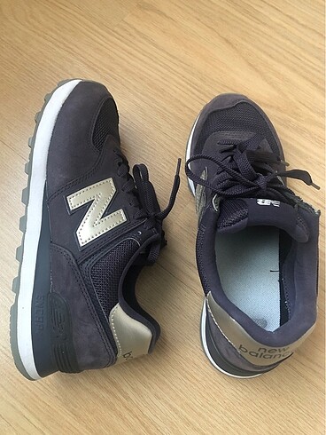 38 Beden mor Renk Orijinal New Balance