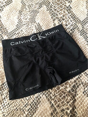 Calvin Klein Made?in İTALY