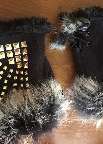 Kürk Detaylı Siyah Gotik Eldiven - Görsel 7