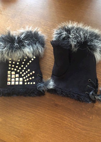 Kürk Detaylı Siyah Gotik Eldiven - Görsel 4