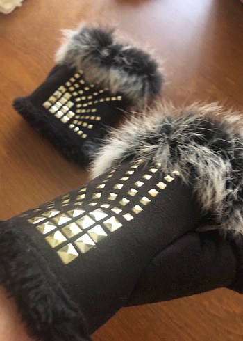 Kürk Detaylı Siyah Gotik Eldiven - Görsel 3