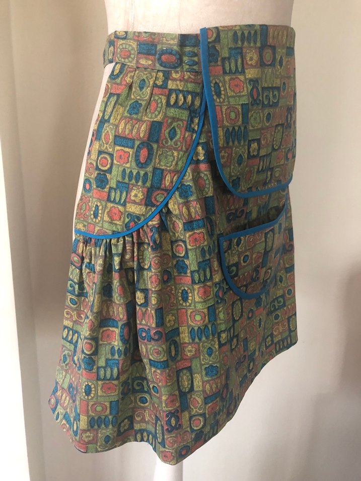 Desenli Çok Renkli Mutfak Önlüğü - Görsel 4