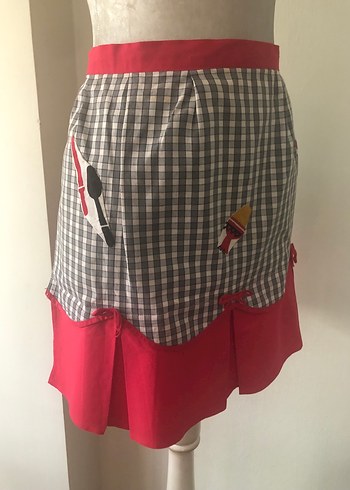 Nakışlı Kırmızı Gri Mutfak Önlüğü - Görsel 4