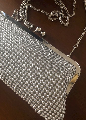 Zincir Detaylı Gri Kadın Portföy Çanta - Görsel 7