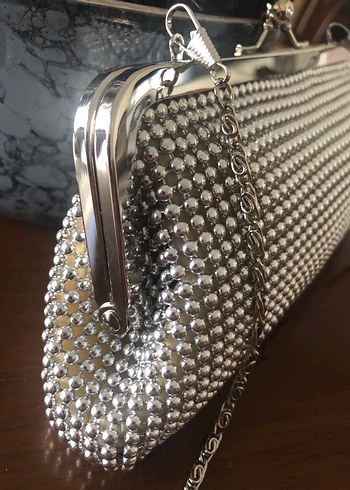 Zincir Detaylı Gri Kadın Portföy Çanta - Görsel 2