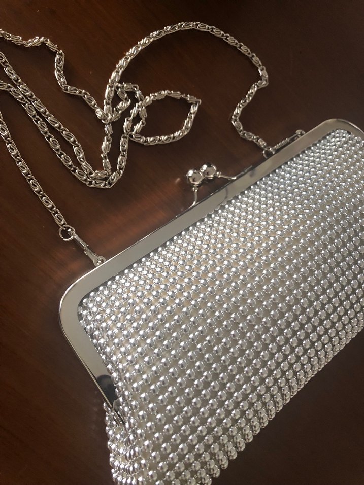 Zincir Detaylı Gri Kadın Portföy Çanta - Görsel 5