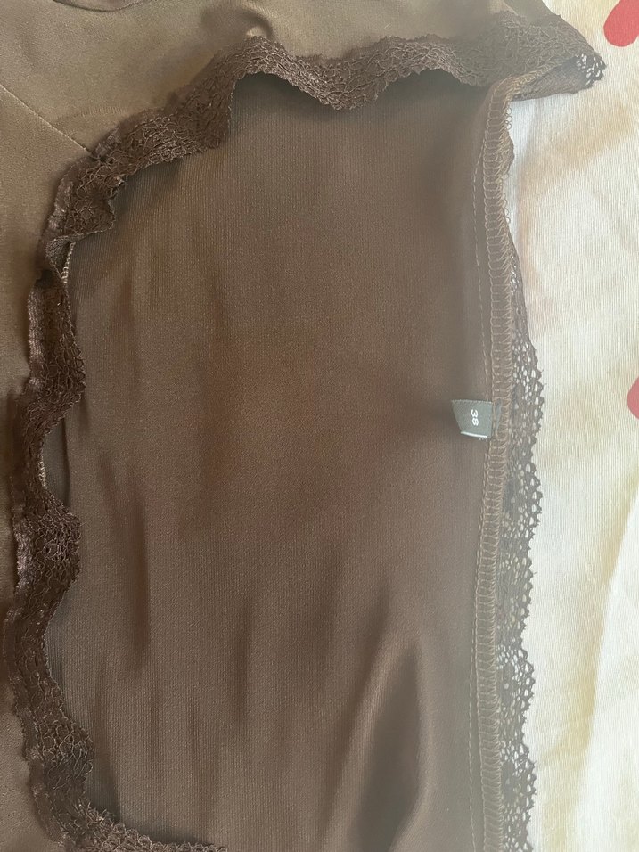 Dantel Detaylı Kahverengi Gotik Kadın Bluz - Görsel 2