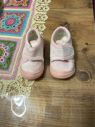 Kitikate marka bebek ayakkabı