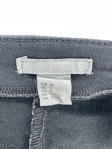 38 Beden gri Renk H&M Düz Kesim %70 İndirimli.