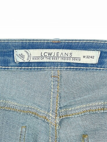32 Beden çeşitli Renk LC Waikiki Jean / Kot %70 İndirimli.